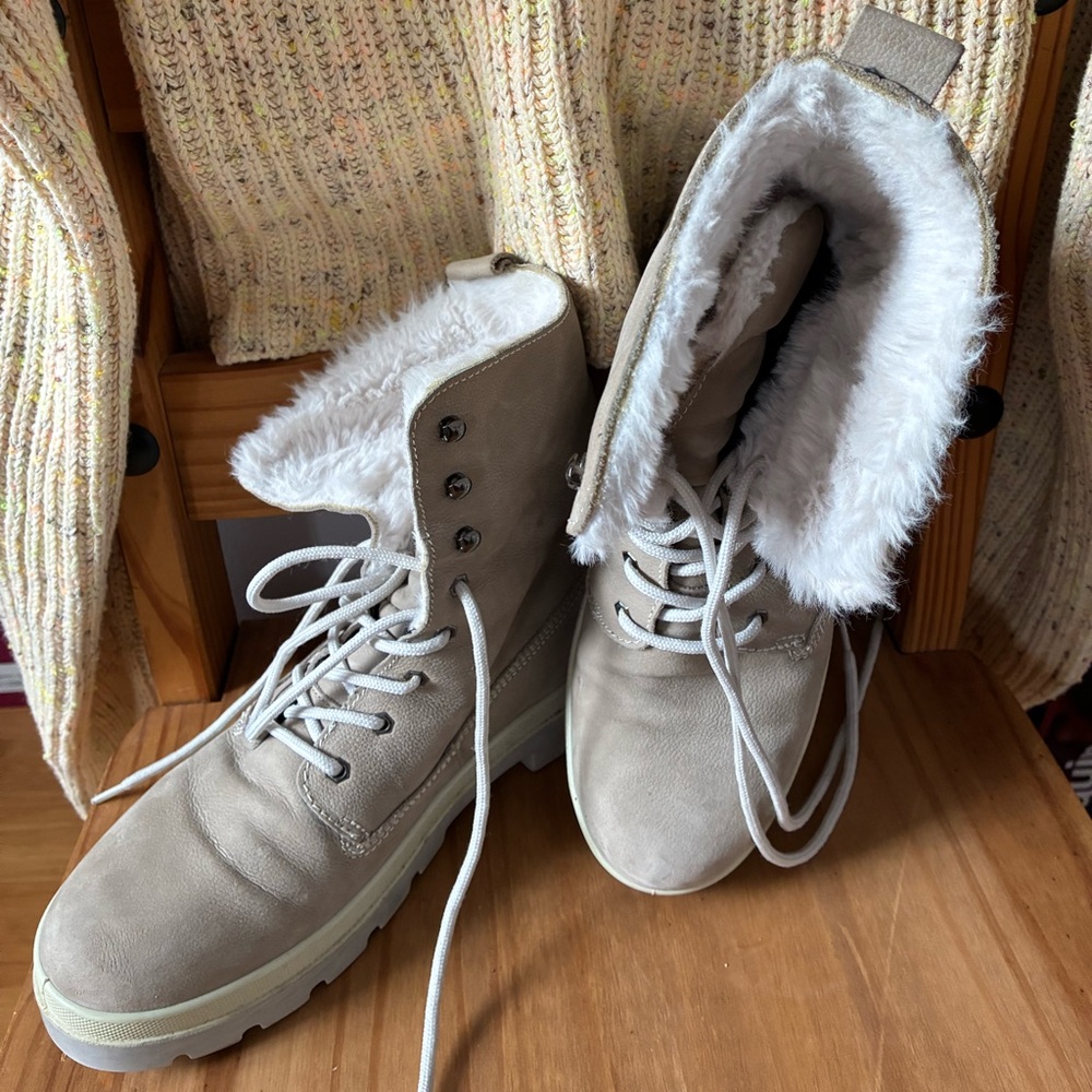 Women's Tan Fur-Lined Boots